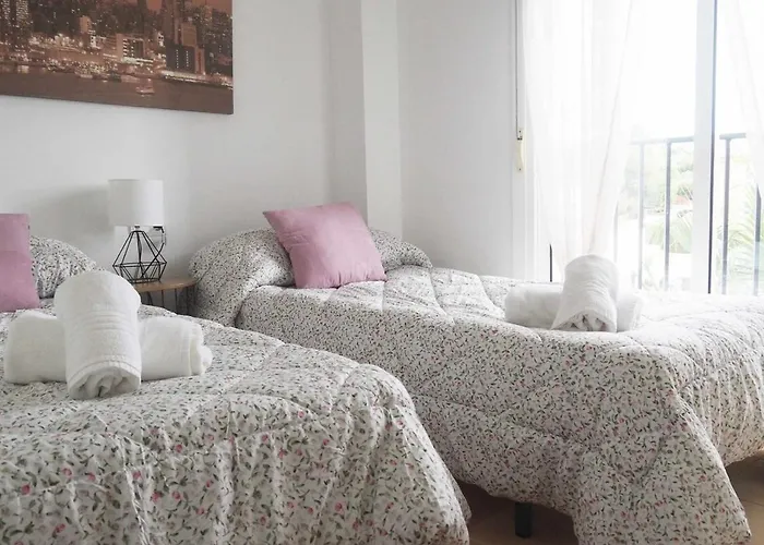 Estrella Con Piscina Y Cerca De La Playa *